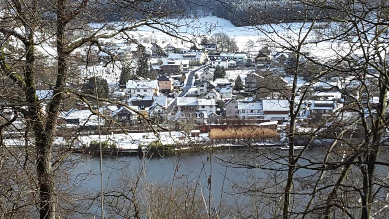 Vivanatura Eifelferienhaus Einruhr Exteriör bild